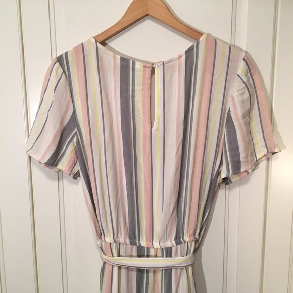 Striped pastel crossover cropped wide leg romper with waist tie belt women's Lg - Picture 8 of 8